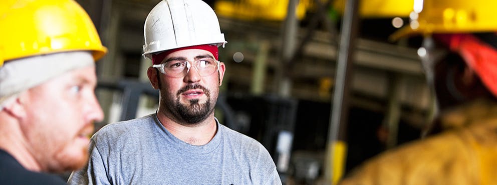 bouwvakkers in gesprek